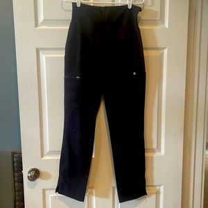 Figs Yola Maternity Skinny Scrub Pants